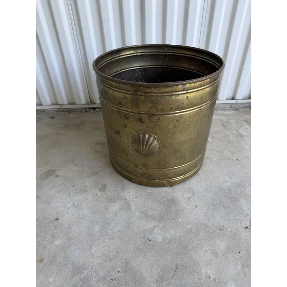 VTG Metal Waste Basket Trash Can Heavy Emboss Brass Shell Pattern Coastal Patina
